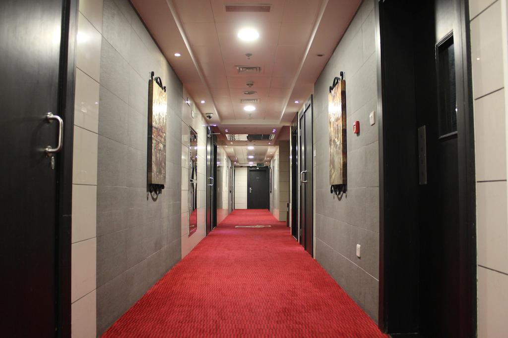 林荫道城市套房酒店式公寓 迪拜 外观 照片