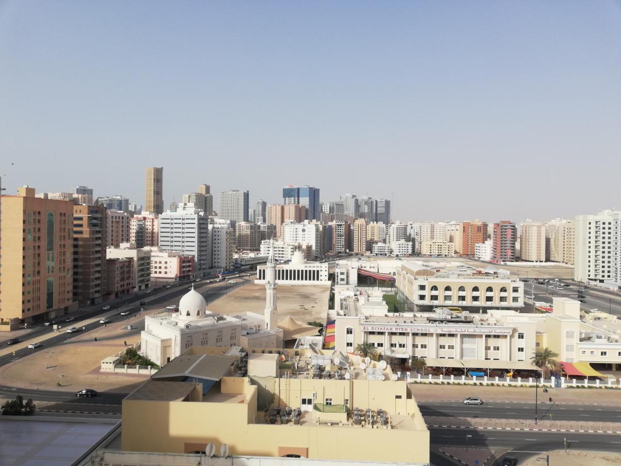 林荫道城市套房酒店式公寓 迪拜 外观 照片